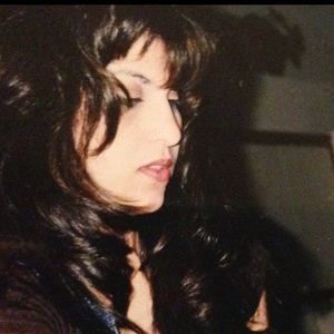 Meet your Posher, Stacy